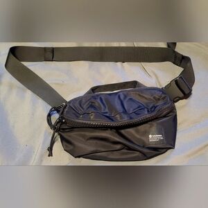 Lululemon crossbody bag
